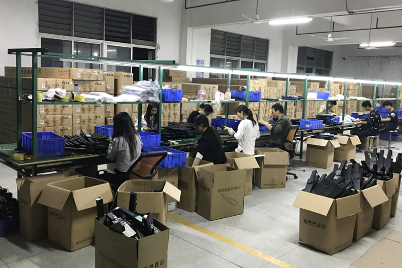 金屬探測器生產(chǎn)車間